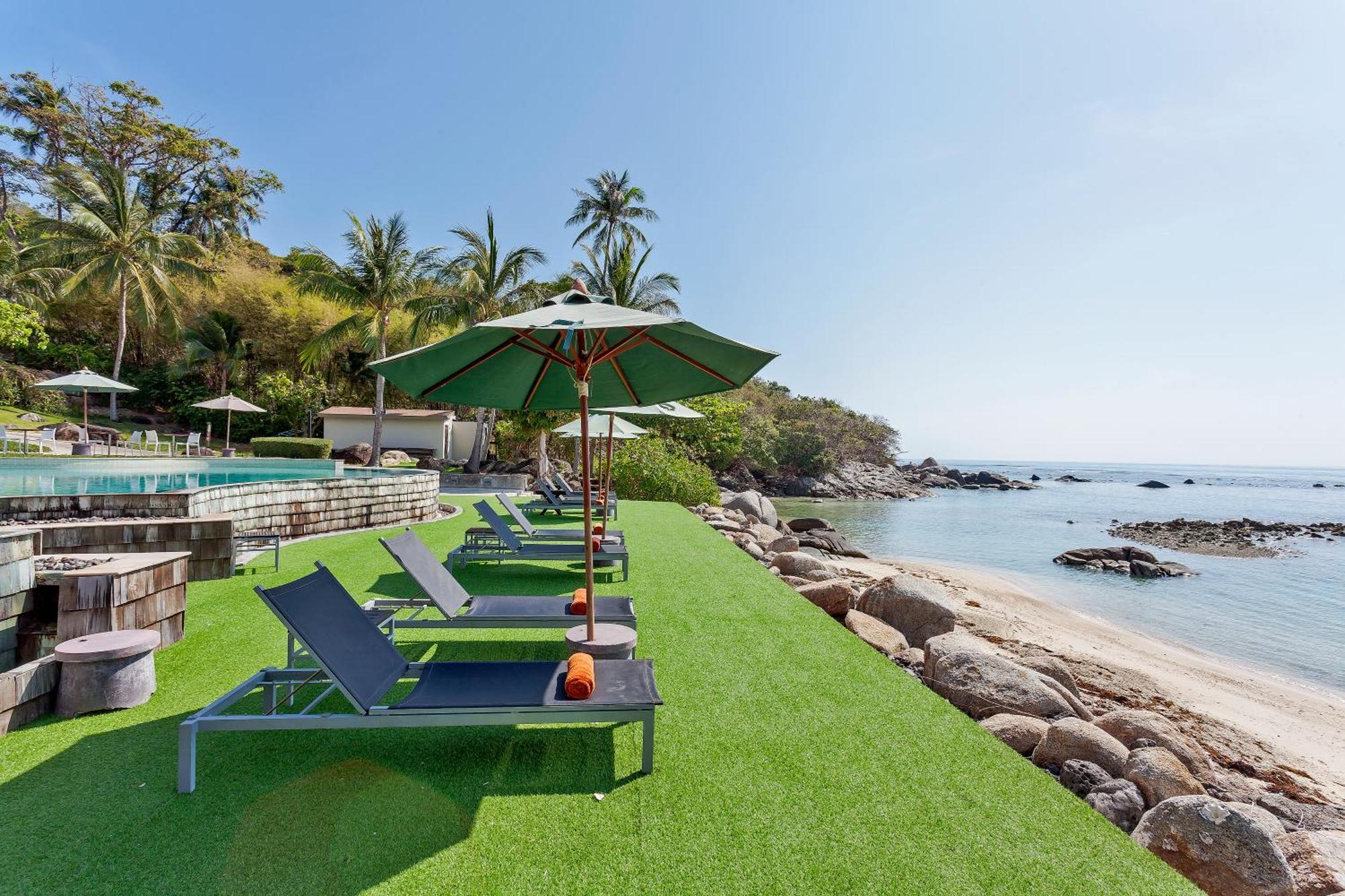 Shasa - Luxury Beachfront Apartment Koh Samui
